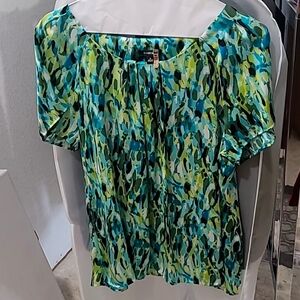 Elementz, short sleeve, scoop, pleated neckline blouse Size XL